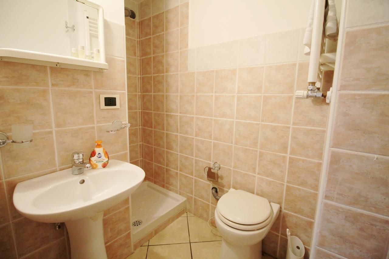 Monteverde Bright Apartment With Garage 罗马 外观 照片