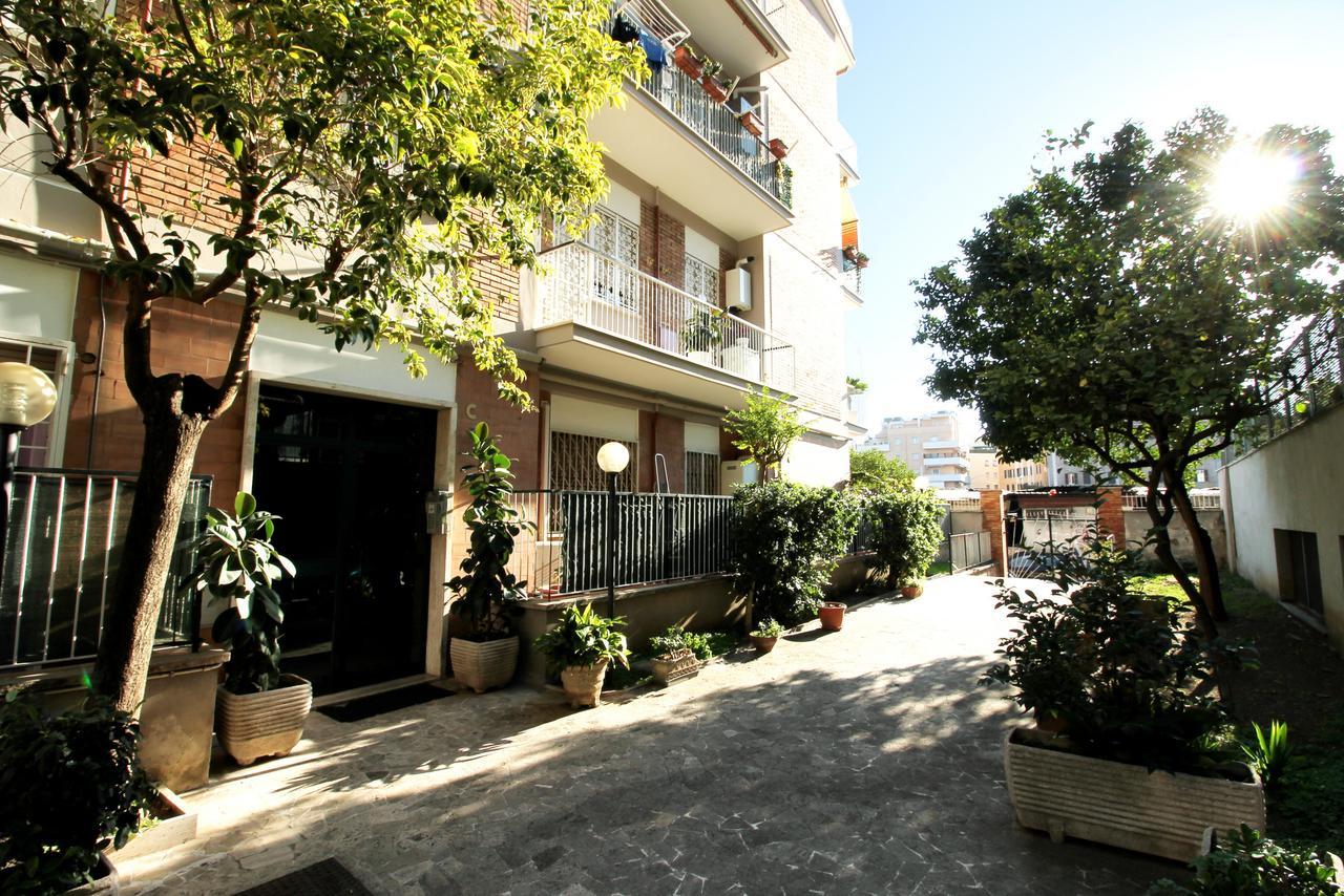 Monteverde Bright Apartment With Garage 罗马 外观 照片